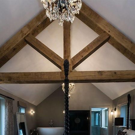 Eagle Mill Hotel Huntingdon Bagian luar foto