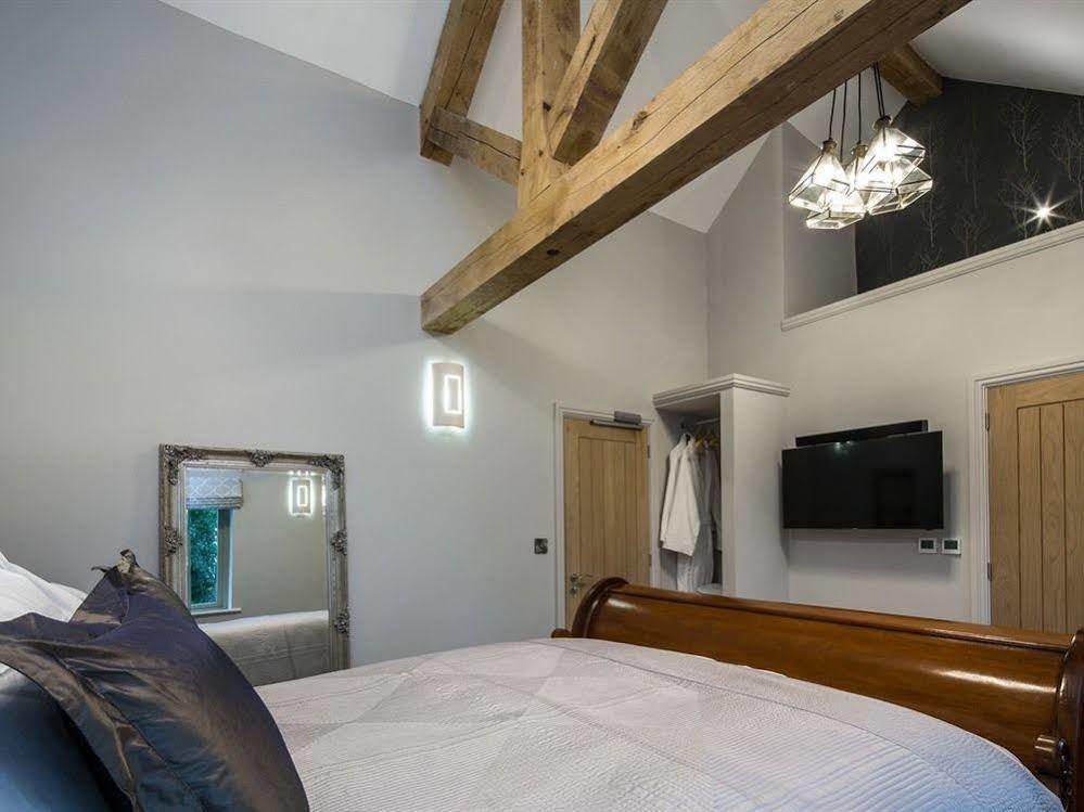 Eagle Mill Hotel Huntingdon Bagian luar foto