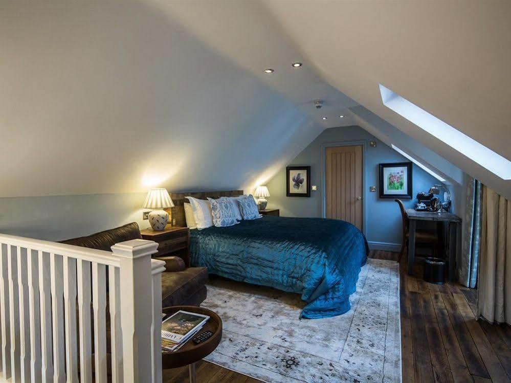 Eagle Mill Hotel Huntingdon Bagian luar foto