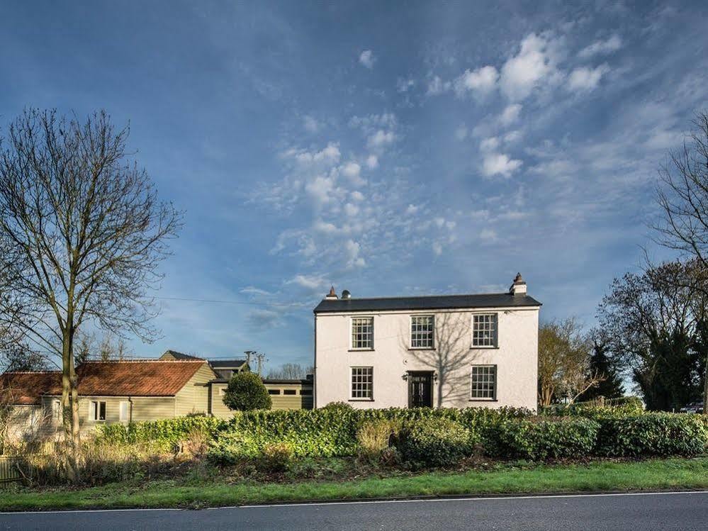 Eagle Mill Hotel Huntingdon Bagian luar foto